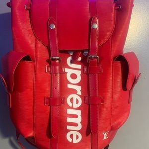 I’m selling a supreme/LV collab